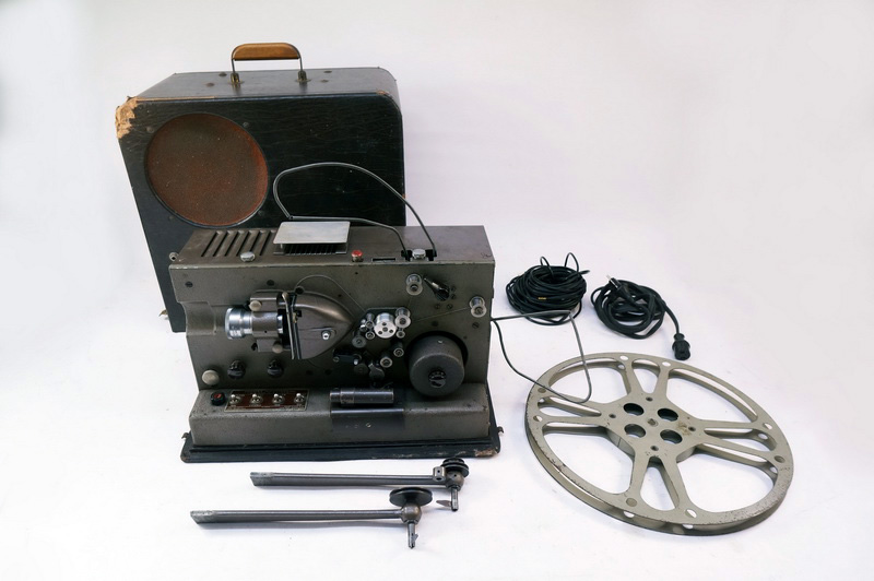 proyector 16mm. forway ind. 1u